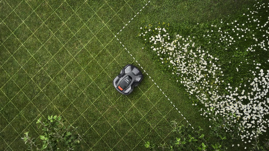 Design your lawn Zone by Zone - Autolawn - Robotic Lawnmowers ...